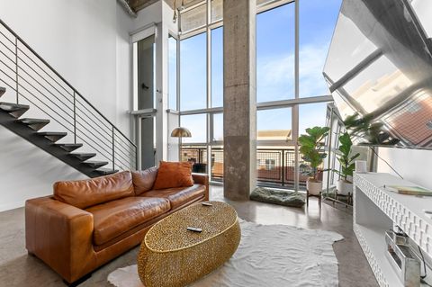 Photo of 2000 Bagby Street #7416, Houston, TX 77002 (MLS # 11030456)