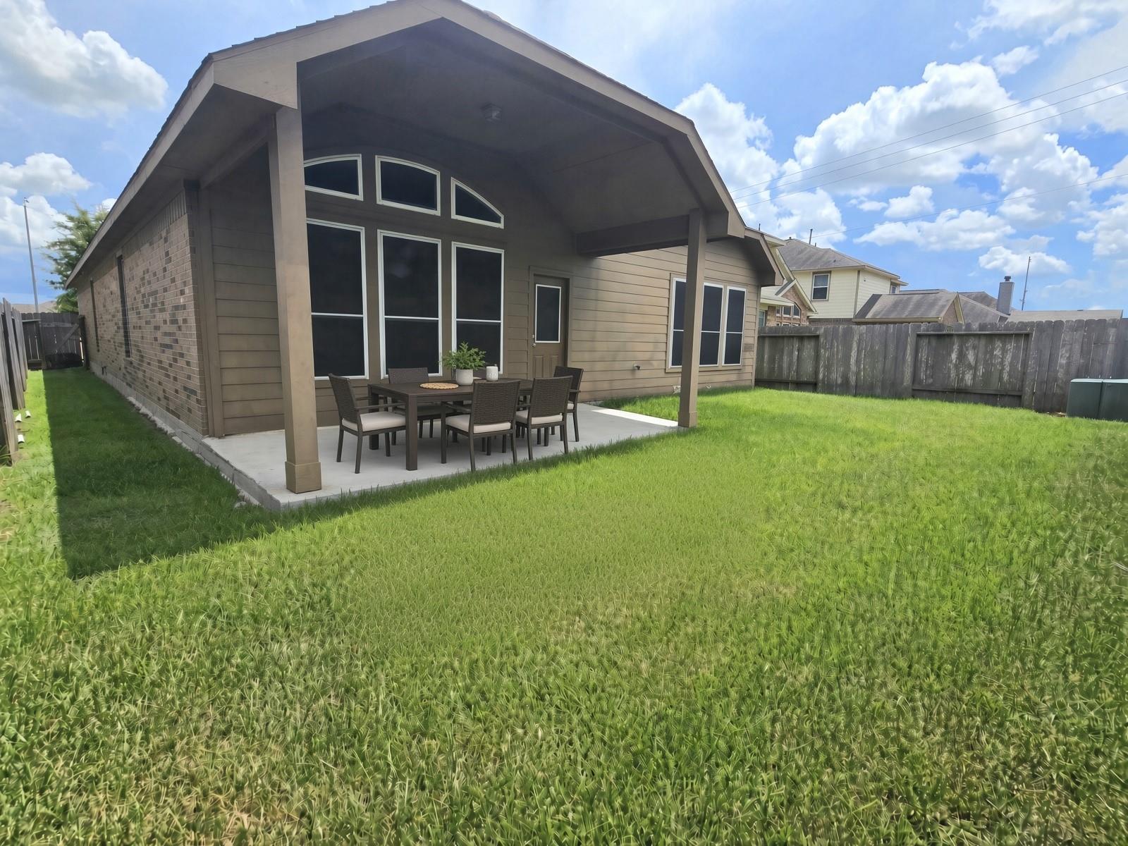 8723 W Crescent Lake Circle