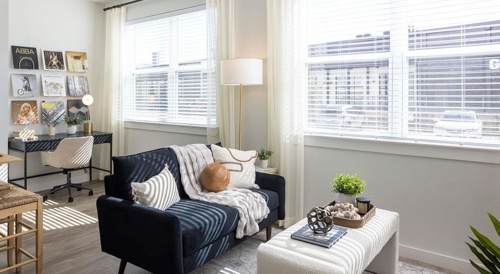 Photo of 1505 Oliver Street #525, Houston, TX 77007 (MLS # 77690729)