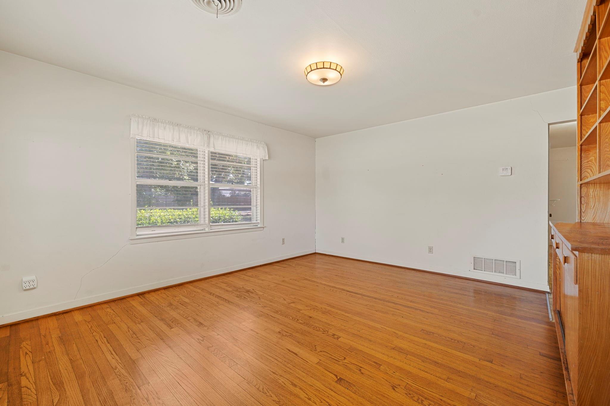 Rosenberg, Texas, 77469, United States, 3 Bedrooms Bedrooms, ,2 BathroomsBathrooms,Residential,Active,1972165