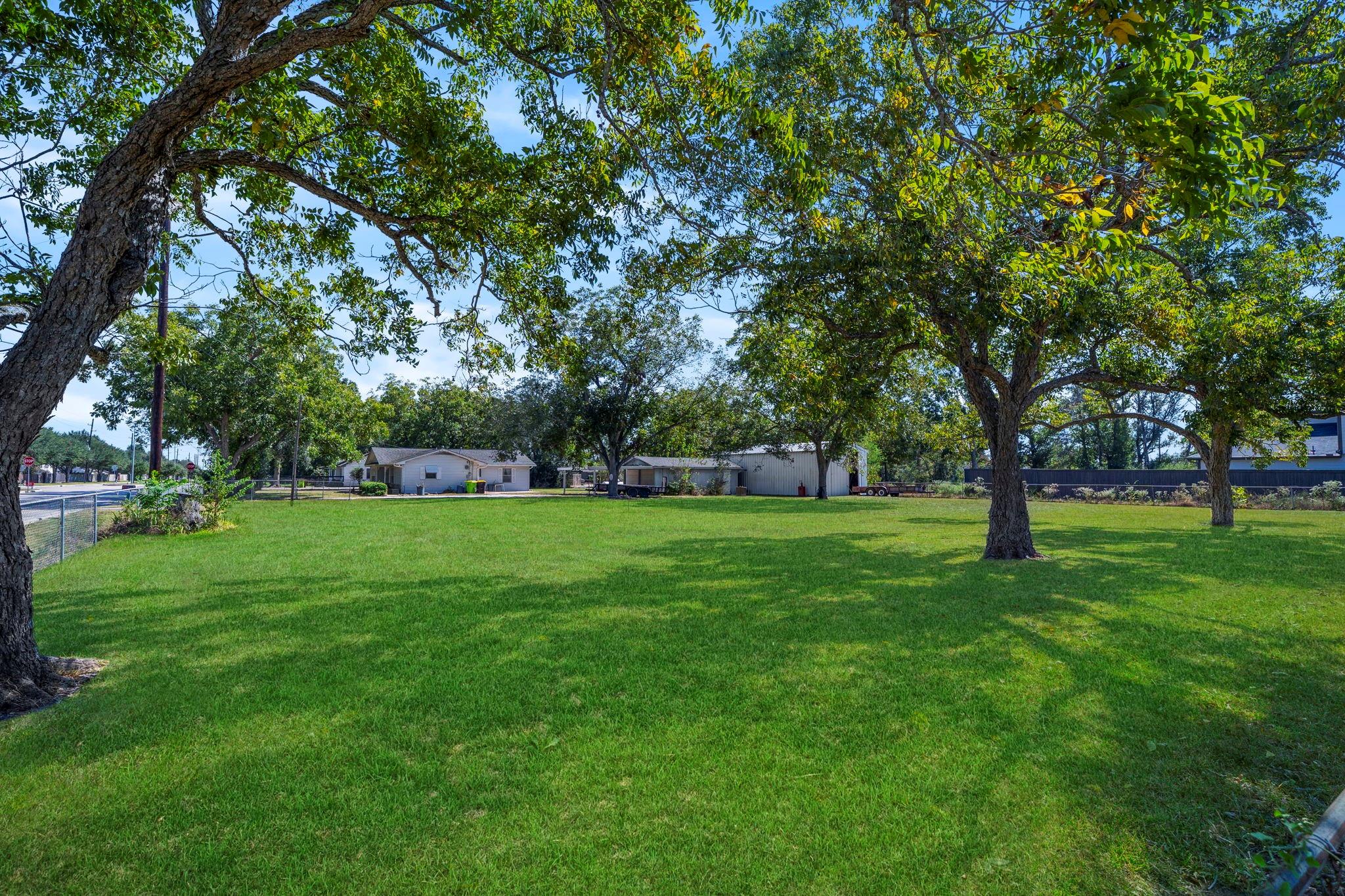 Rosenberg, Texas, 77469, United States, 3 Bedrooms Bedrooms, ,2 BathroomsBathrooms,Residential,Active,1972165