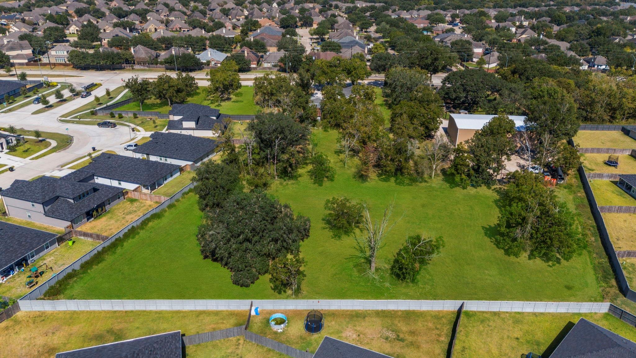 Rosenberg, Texas, 77469, United States, 3 Bedrooms Bedrooms, ,2 BathroomsBathrooms,Residential,Active,1972165
