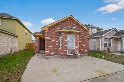 Photo of 5637 Lotus Street, Houston, TX 77085 (MLS # 66004889)