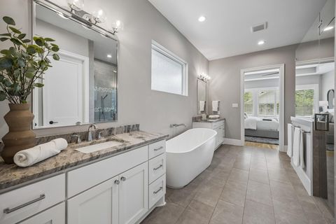 Tiny photo for 1723 Candlelight Lane, Houston, TX 77018 (MLS # 27479920)