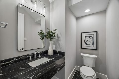 Tiny photo for 1723 Candlelight Lane, Houston, TX 77018 (MLS # 27479920)