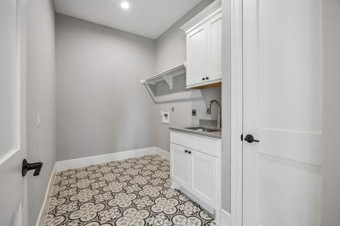 Tiny photo for 1723 Candlelight Lane, Houston, TX 77018 (MLS # 27479920)