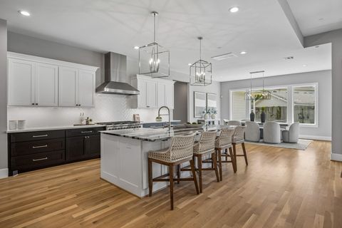 Tiny photo for 1723 Candlelight Lane, Houston, TX 77018 (MLS # 27479920)