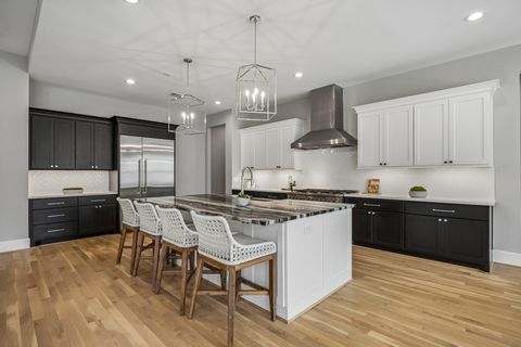 Tiny photo for 1723 Candlelight Lane, Houston, TX 77018 (MLS # 27479920)