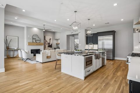 Tiny photo for 1723 Candlelight Lane, Houston, TX 77018 (MLS # 27479920)