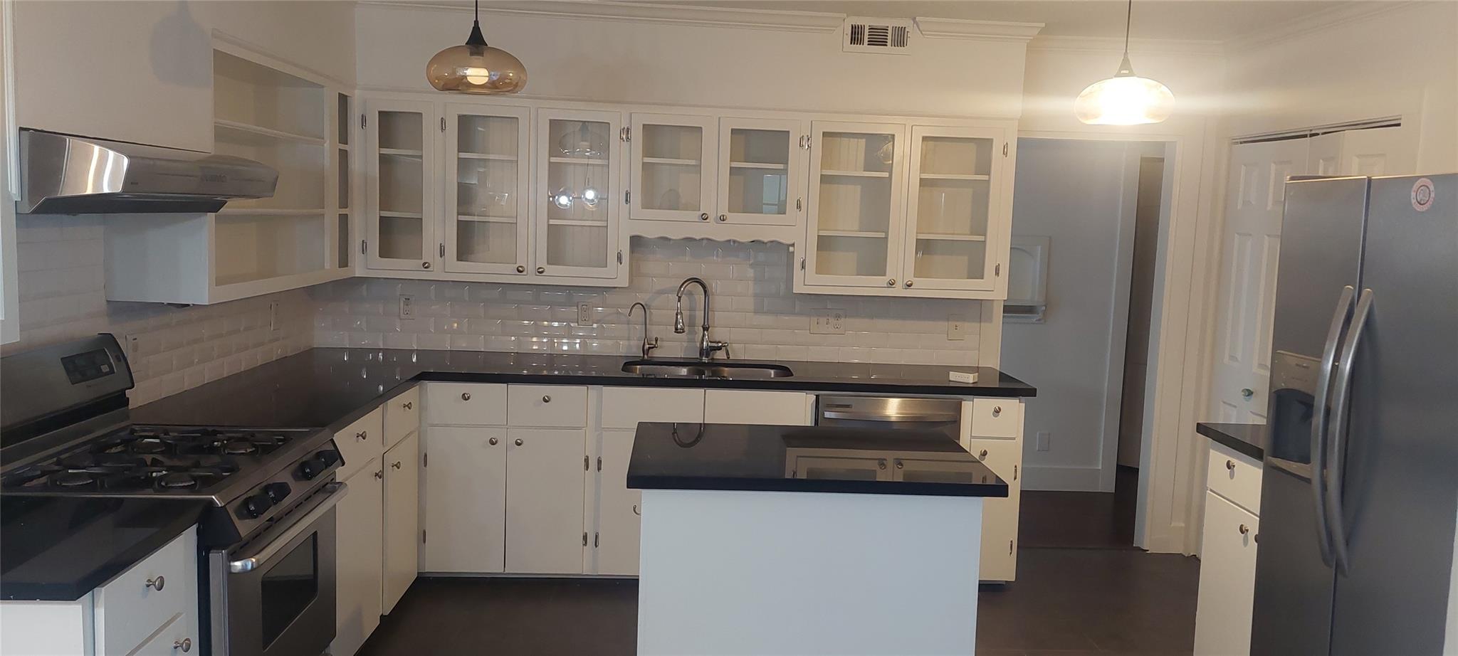 4629 Cedar Oaks Lane