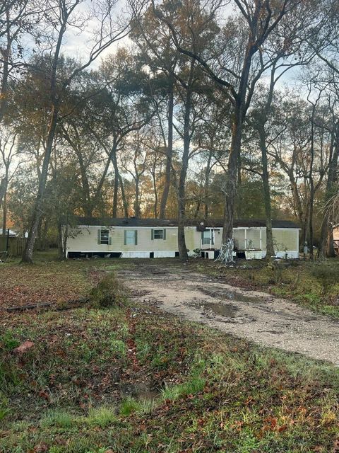 Photo of 4922 Blackberry Lane, Old River-Winfree, TX 77535 (MLS # 75673894)