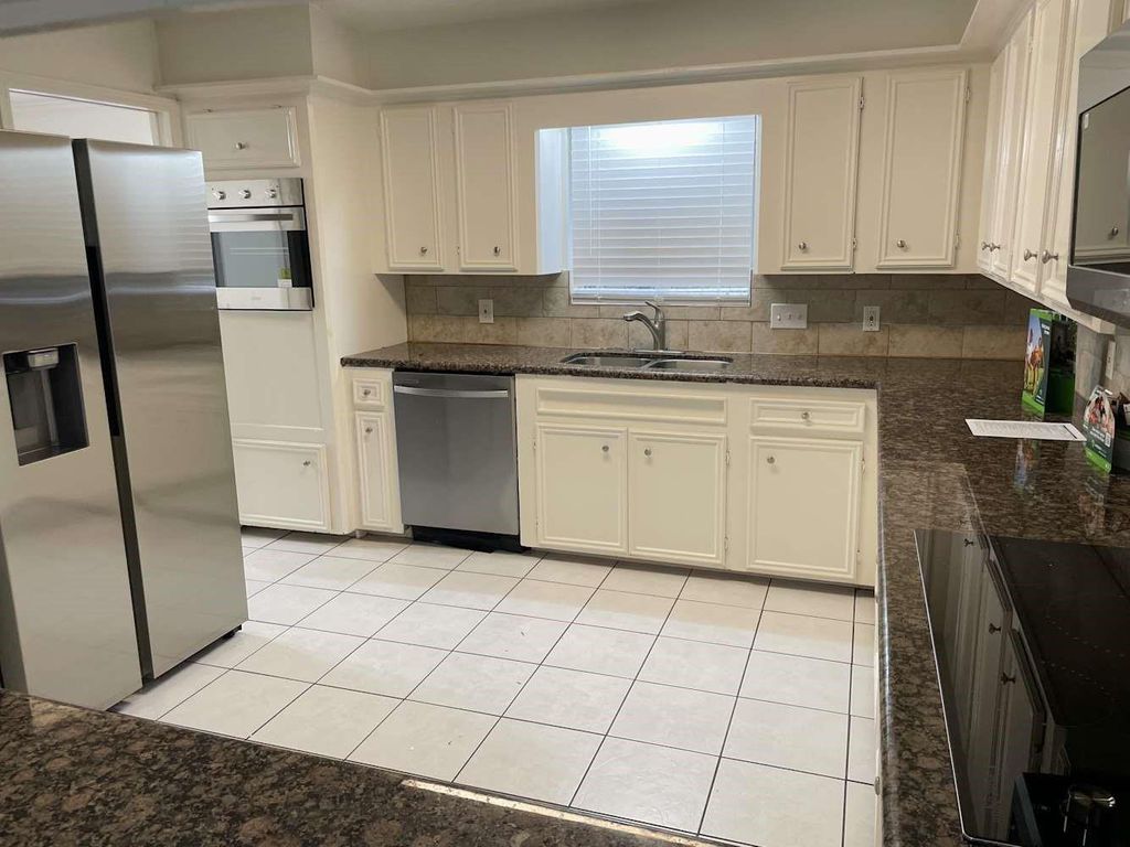 Photo of 3822 Stillview Drive, Houston, TX 77068 (MLS # 79591406)