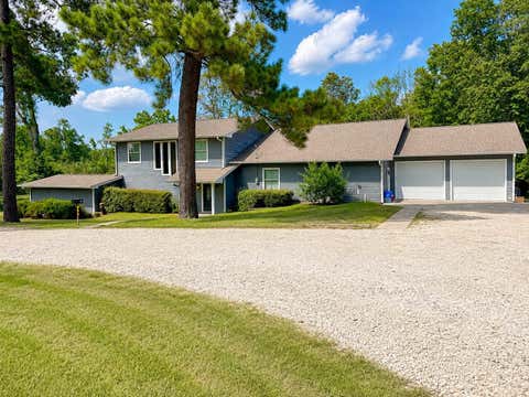 Photo of 903 S Houston Avenue, Livingston, TX 77351 (MLS # 29959332)