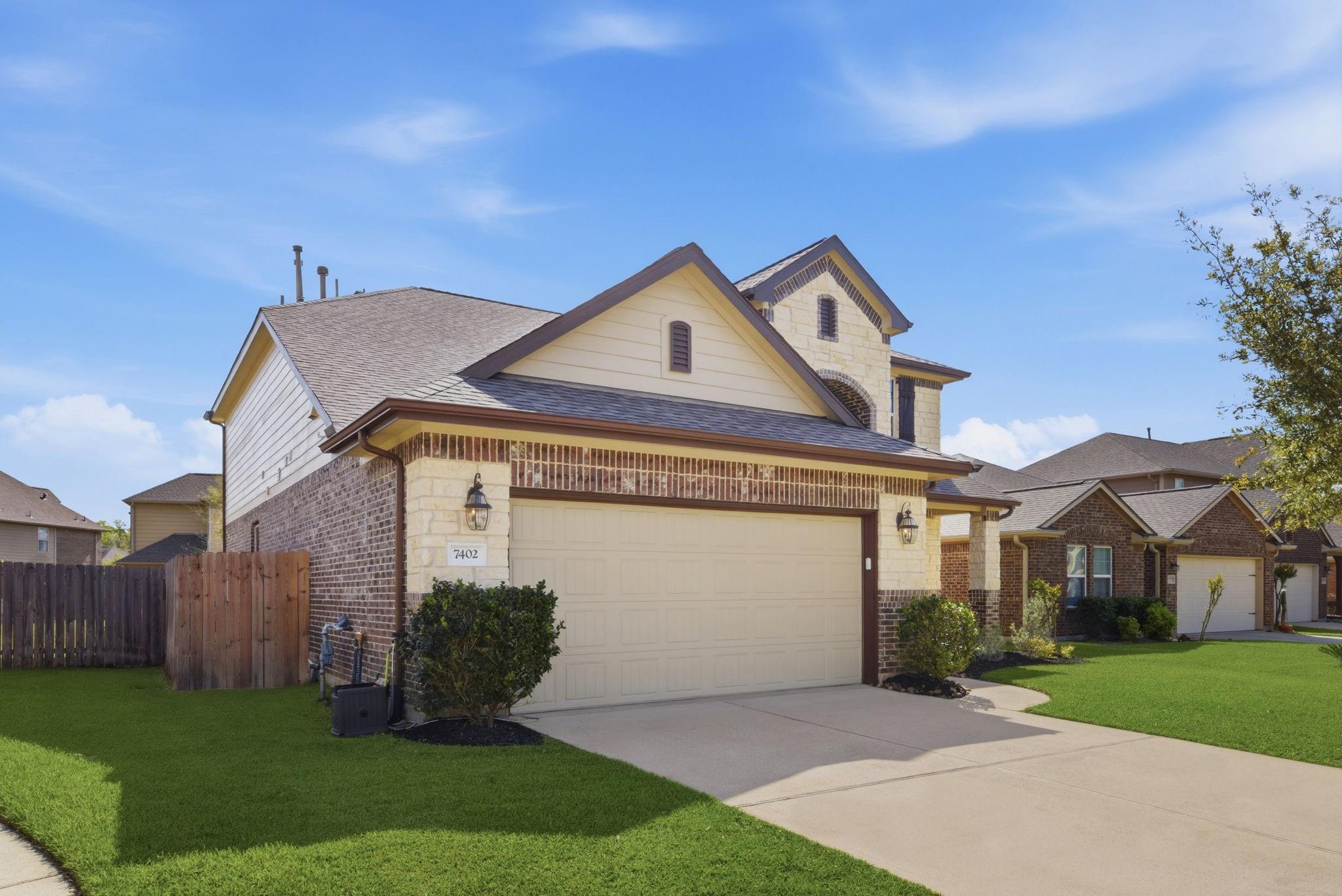 7402 Fairview Glen Drive