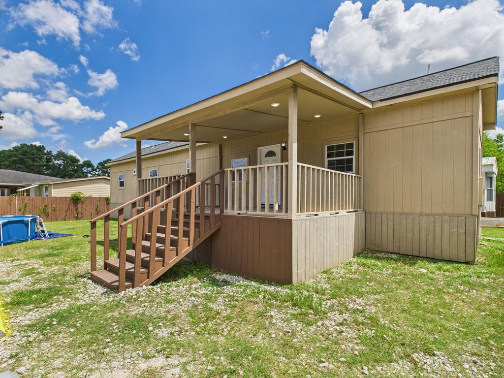 Photo of 21613 Erika Ct Ct, Porter, TX 77365 (MLS # 19564868)