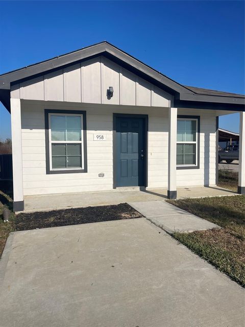 Photo of 958 Road 5702, Cleveland, TX 77327 (MLS # 33347196)