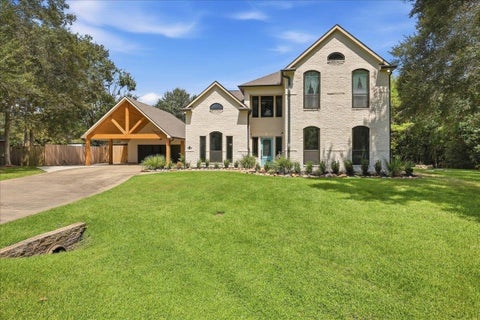Photo of 11000 Ashleigh Place, Beaumont, TX 77705 (MLS # 64238802)