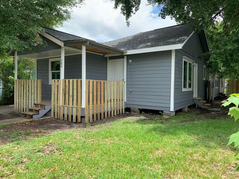 Photo of 502 Hahlo Street, Houston, TX 77020 (MLS # 26201133)