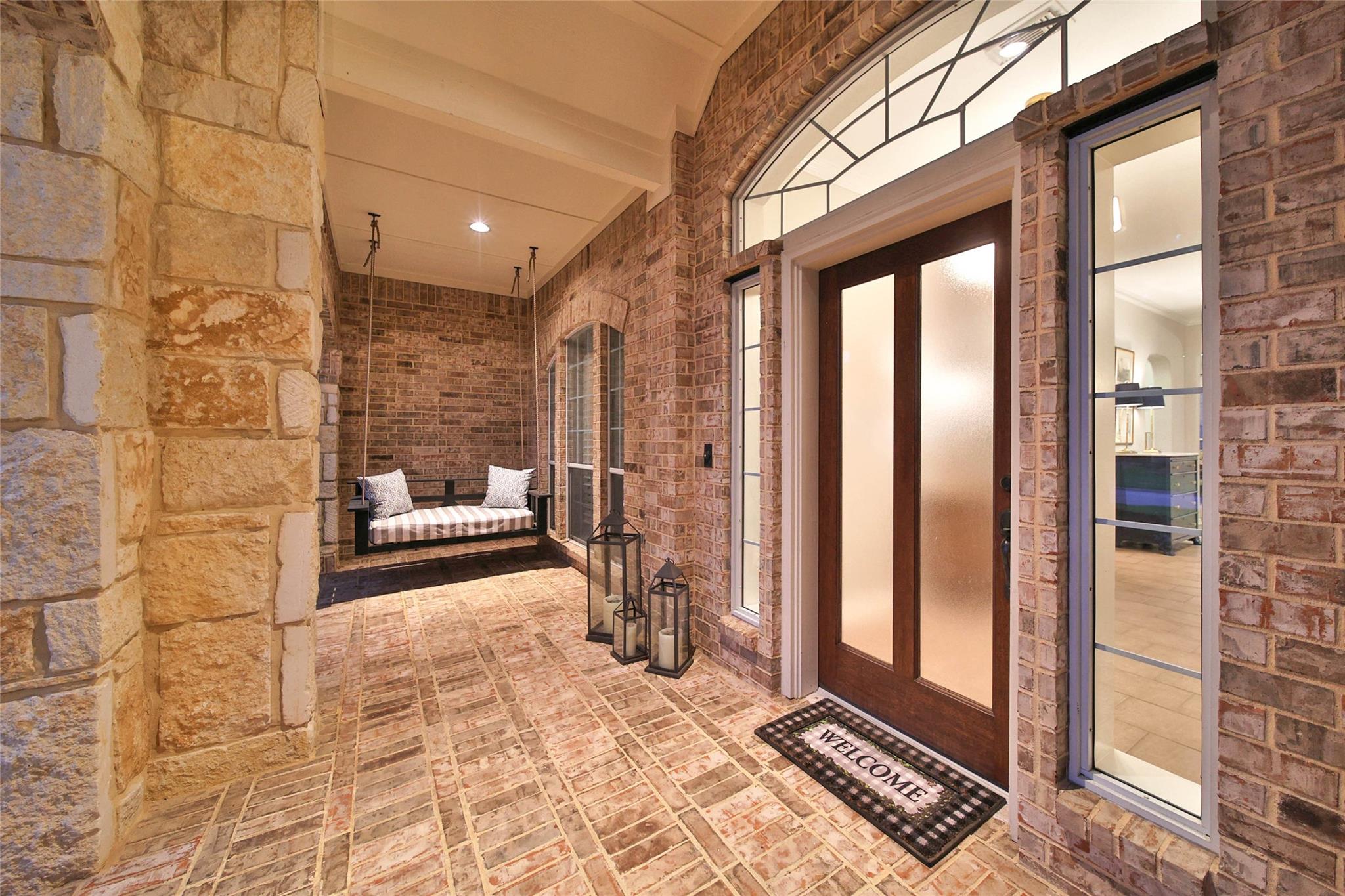 3907 Broad Thicket Court