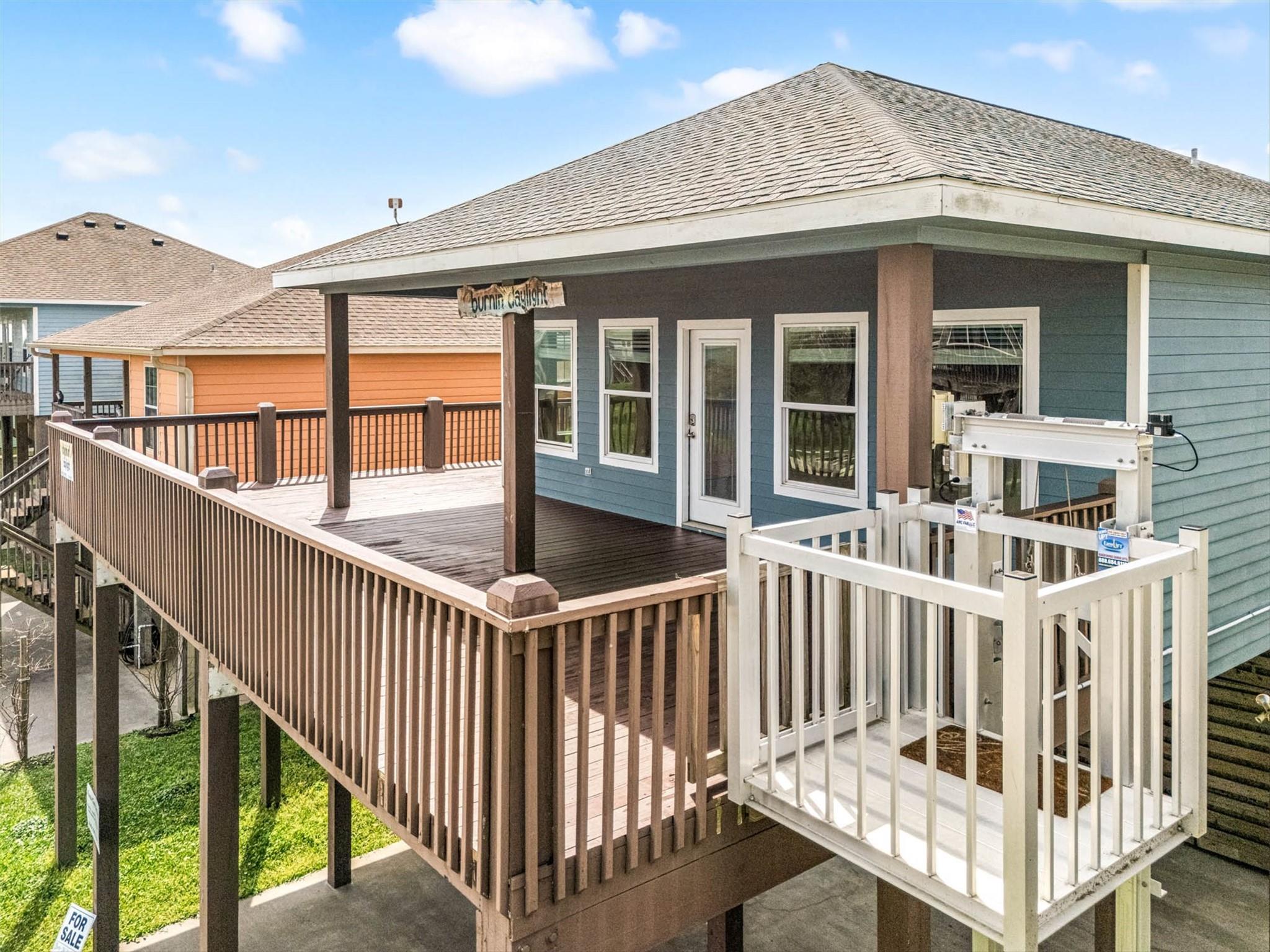 871 Surfview