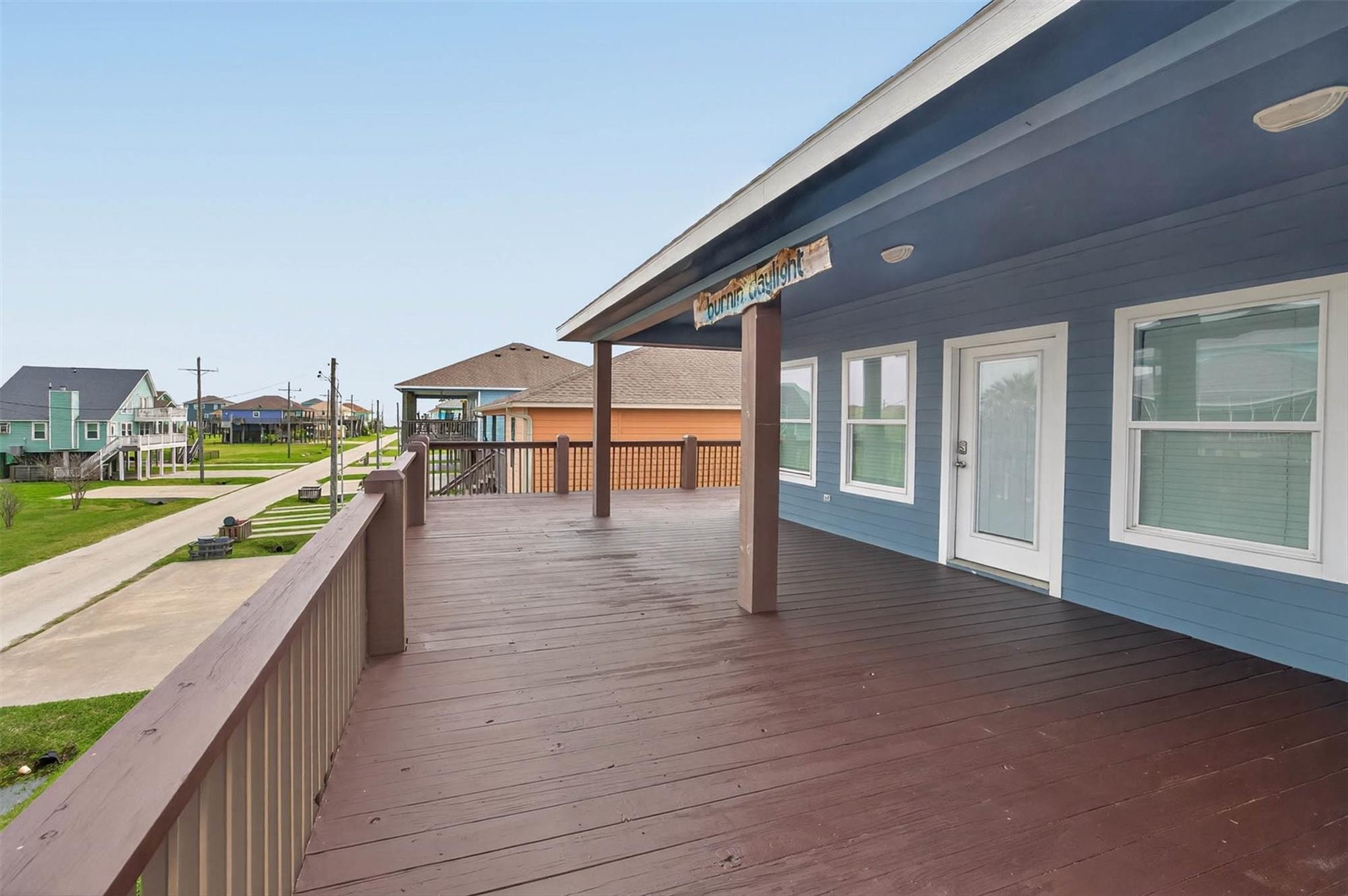871 Surfview