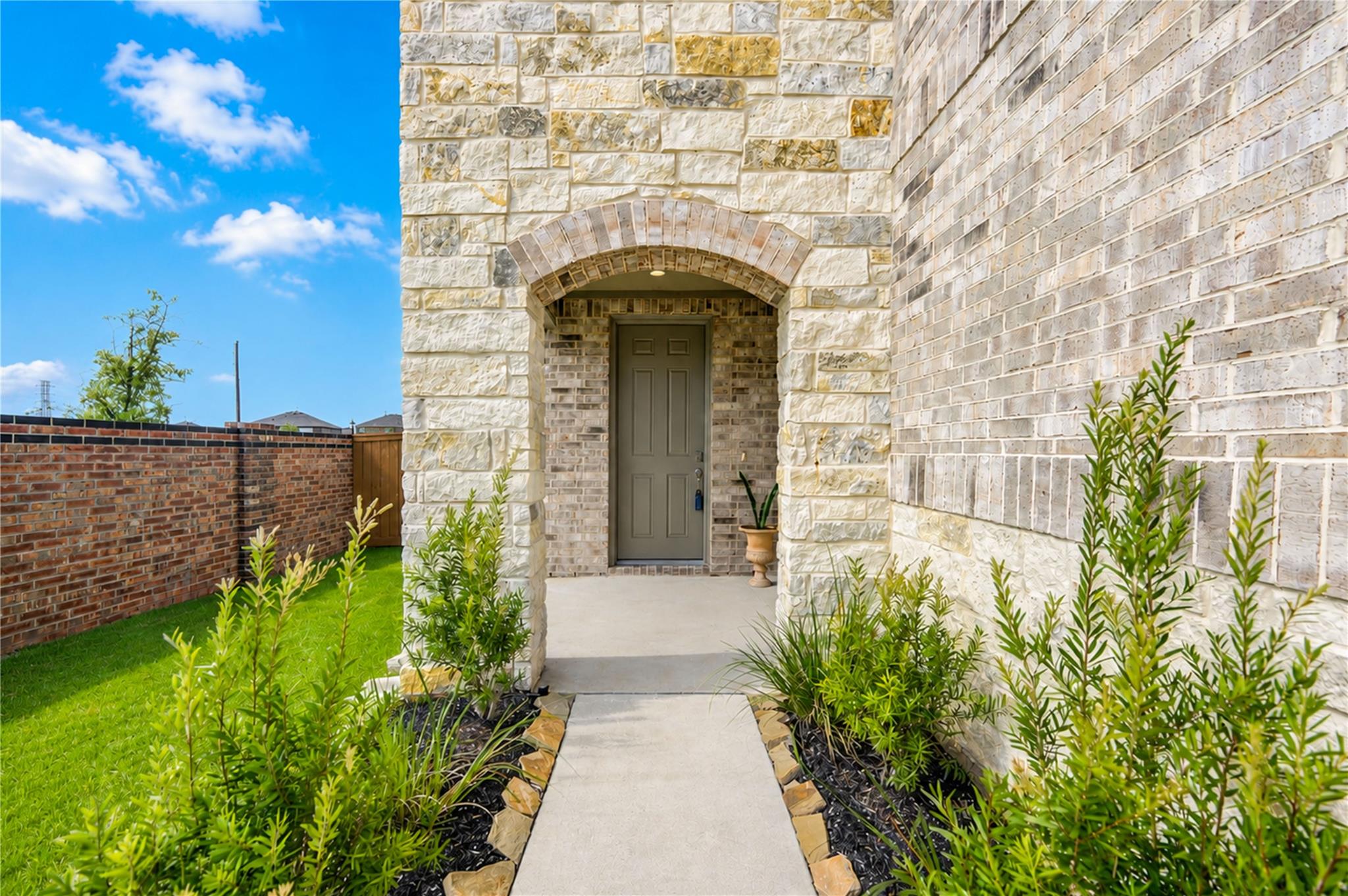 27103 Bel Air Point Lane