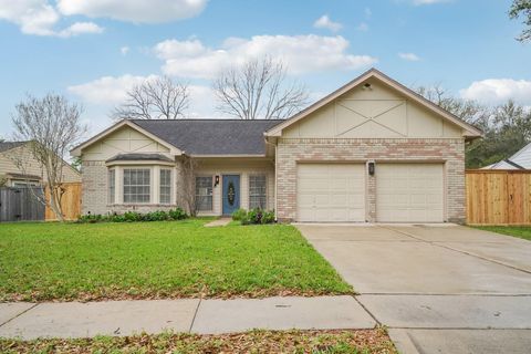Photo of 2926 Lakefield Way, Sugar Land, TX 77479 (MLS # 28358123)