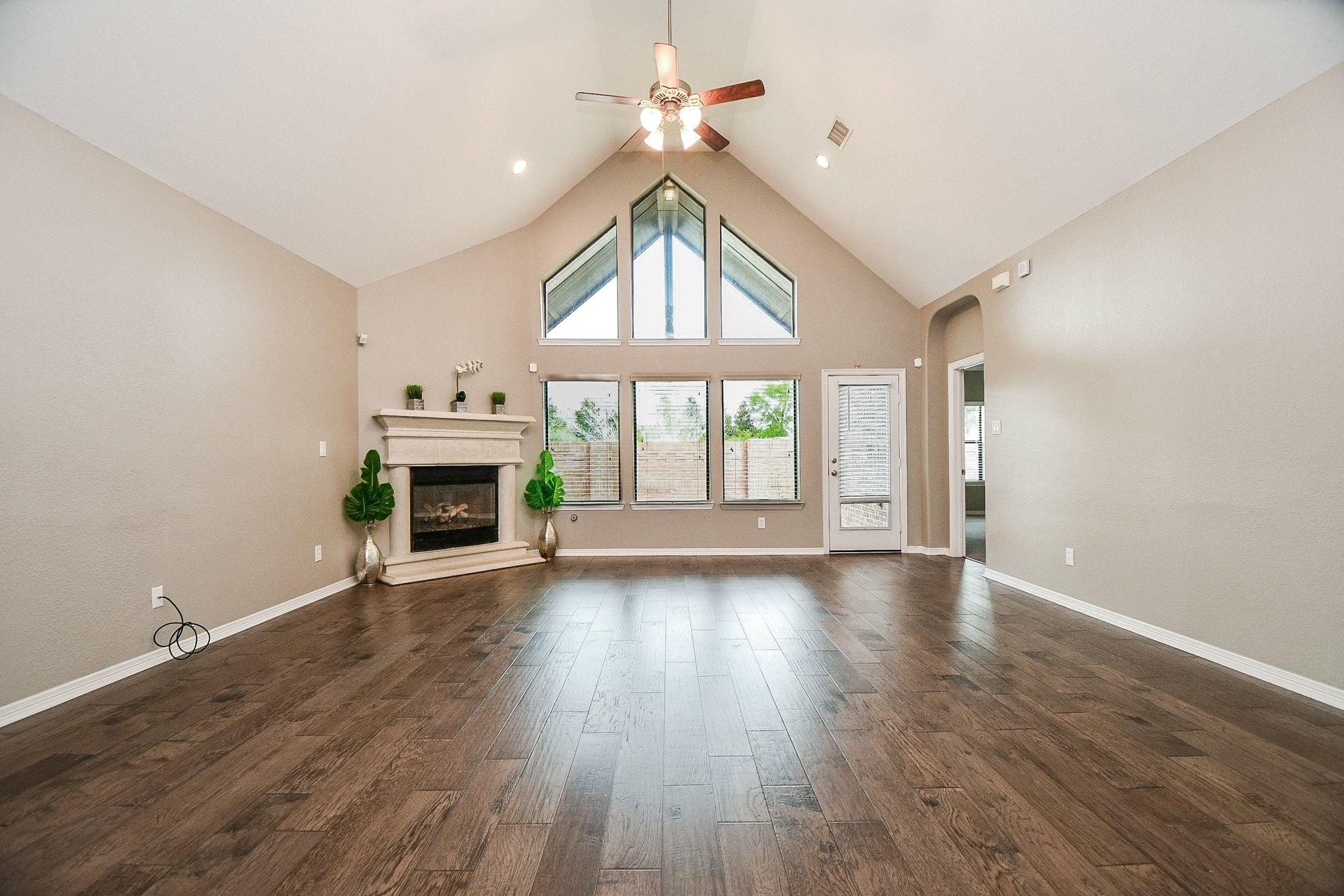 6723 Sotoria Lane