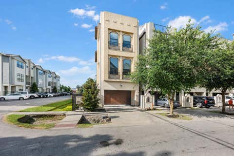 Photo of 1102 W 15th 1/2 Street #A, Houston, TX 77008 (MLS # 59298548)
