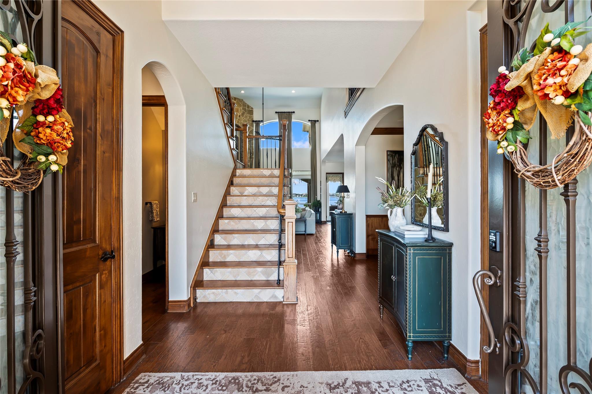 858 Signature Cove