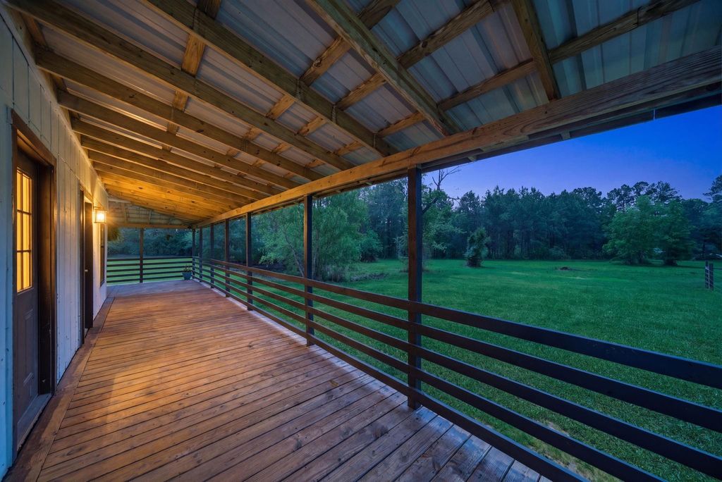 Photo of 151 County Road 2319, Dayton, TX 77535 (MLS # 16761464)