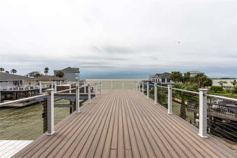 Tiny photo for 1311 Oahu Drive, Tiki Island, TX 77554 (MLS # 13559171)