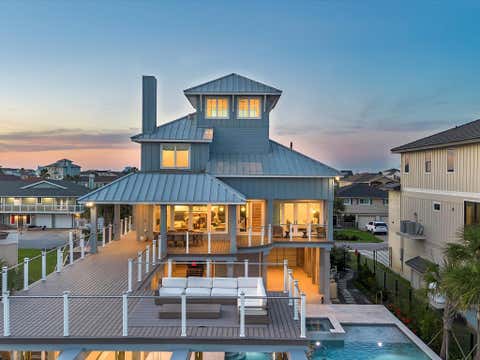 Tiny photo for 1311 Oahu Drive, Tiki Island, TX 77554 (MLS # 13559171)