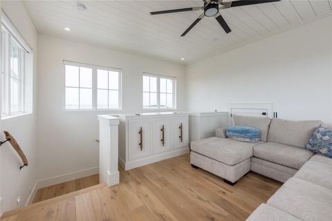 Tiny photo for 1311 Oahu Drive, Tiki Island, TX 77554 (MLS # 13559171)
