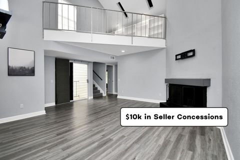 Photo of 9809 Richmond Avenue #B13, Houston, TX 77042 (MLS # 62326490)