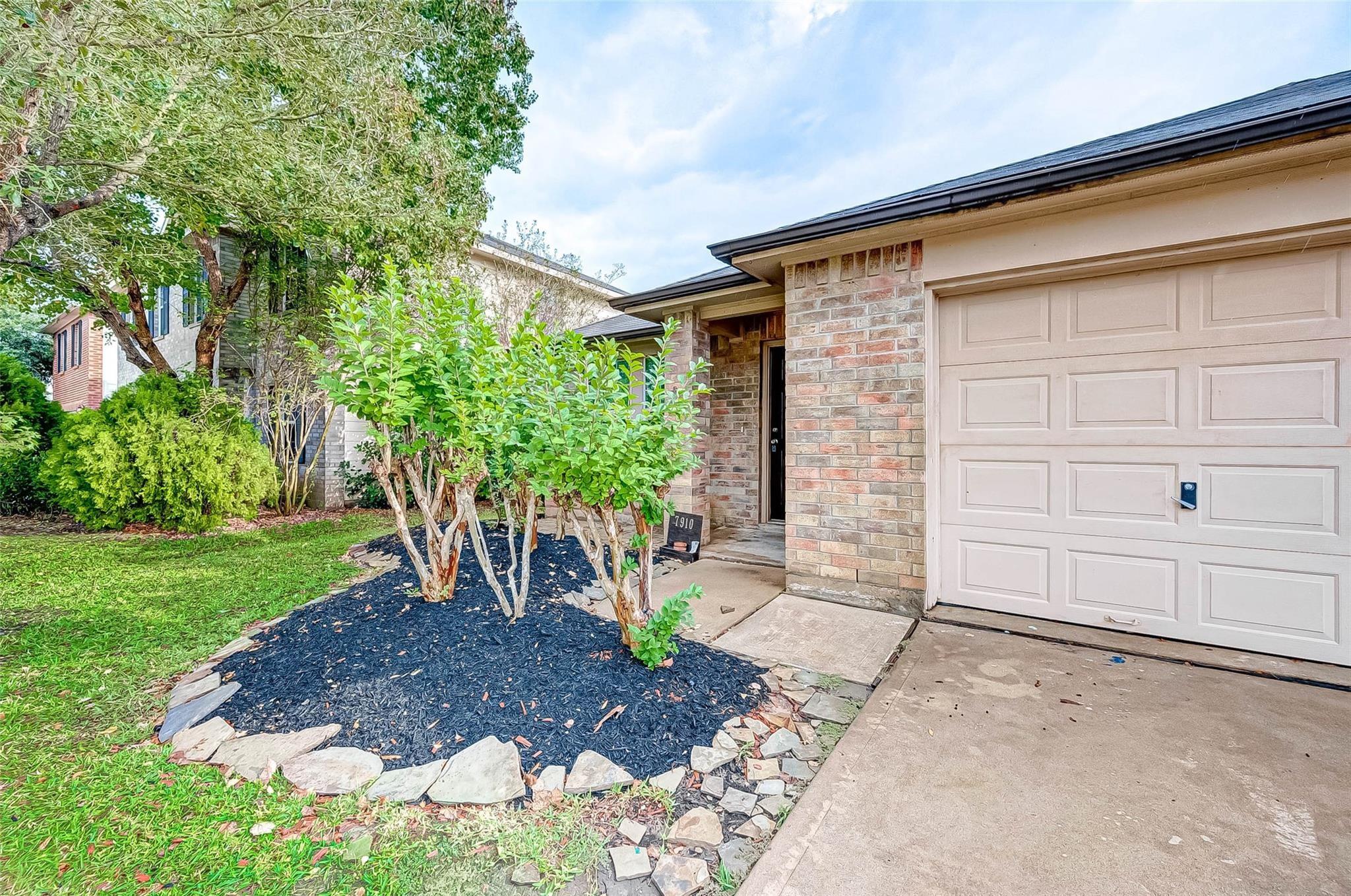 7910 Raven Creek Lane