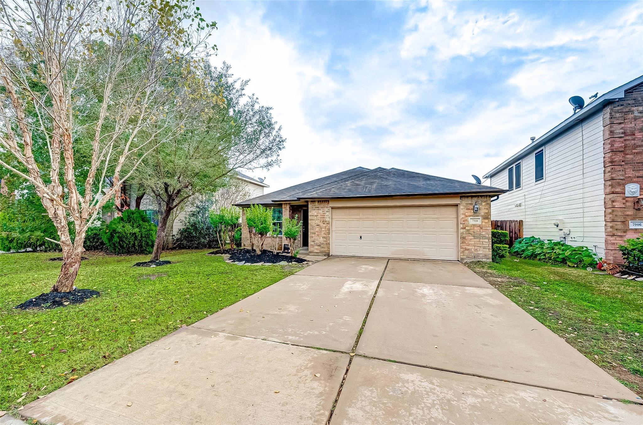 7910 Raven Creek Lane