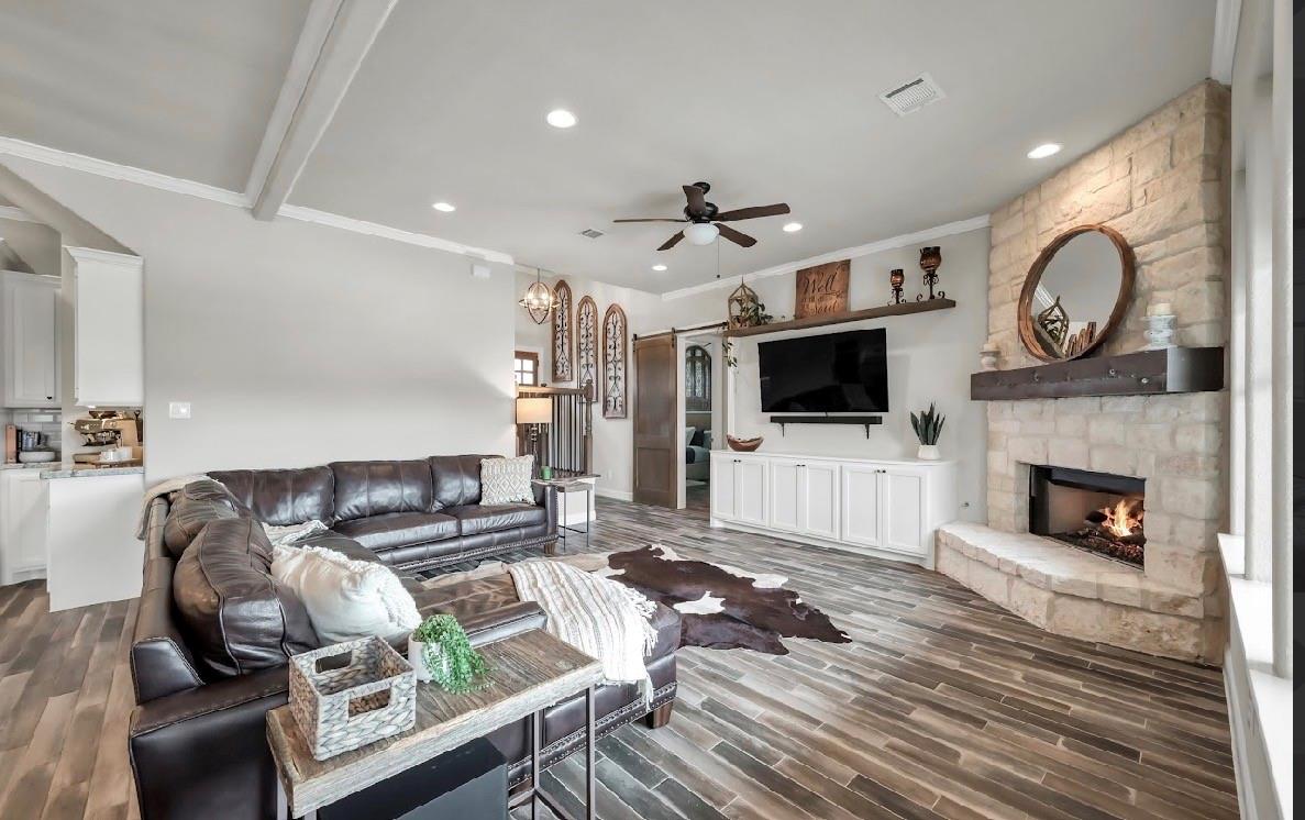 11635 Renaissance Drive