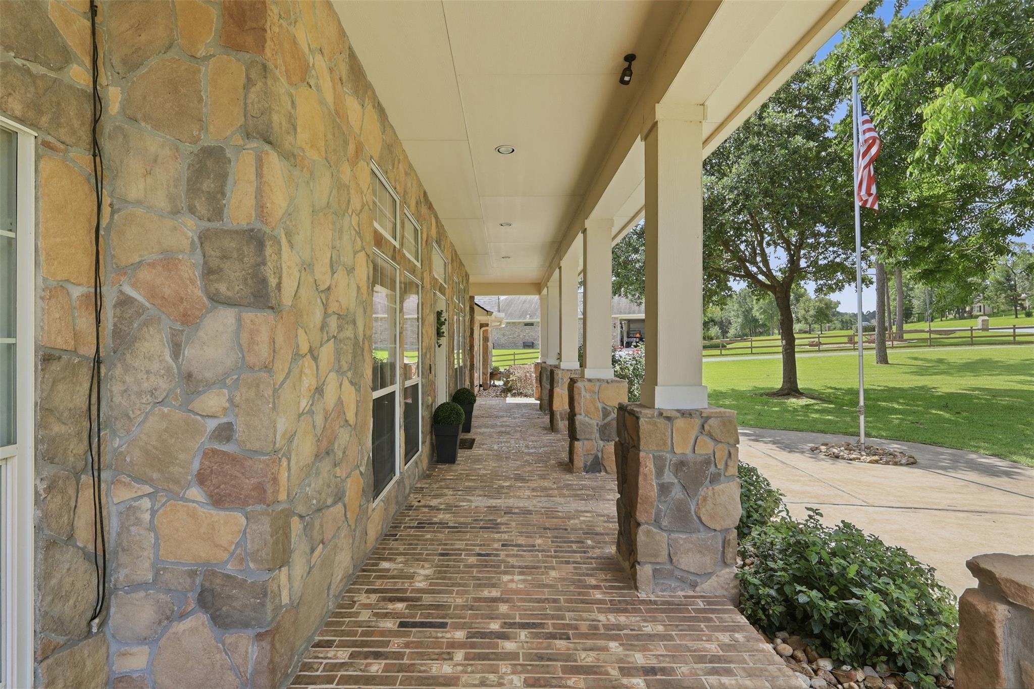1417 Sapphire Shores