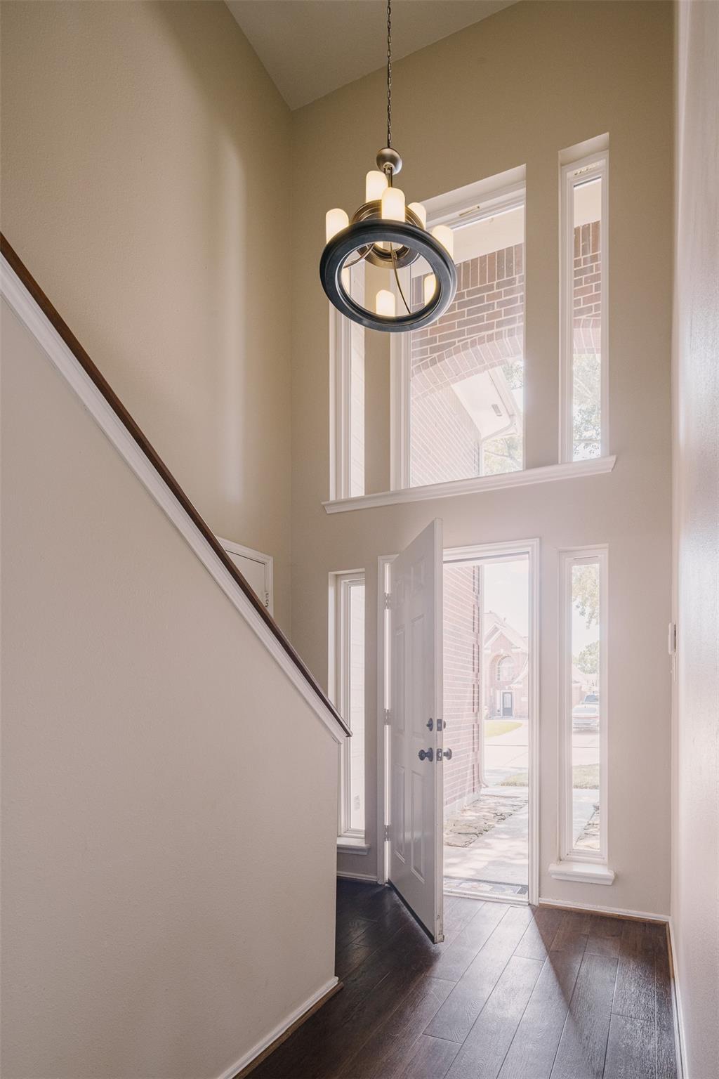 8003 Club Point Drive