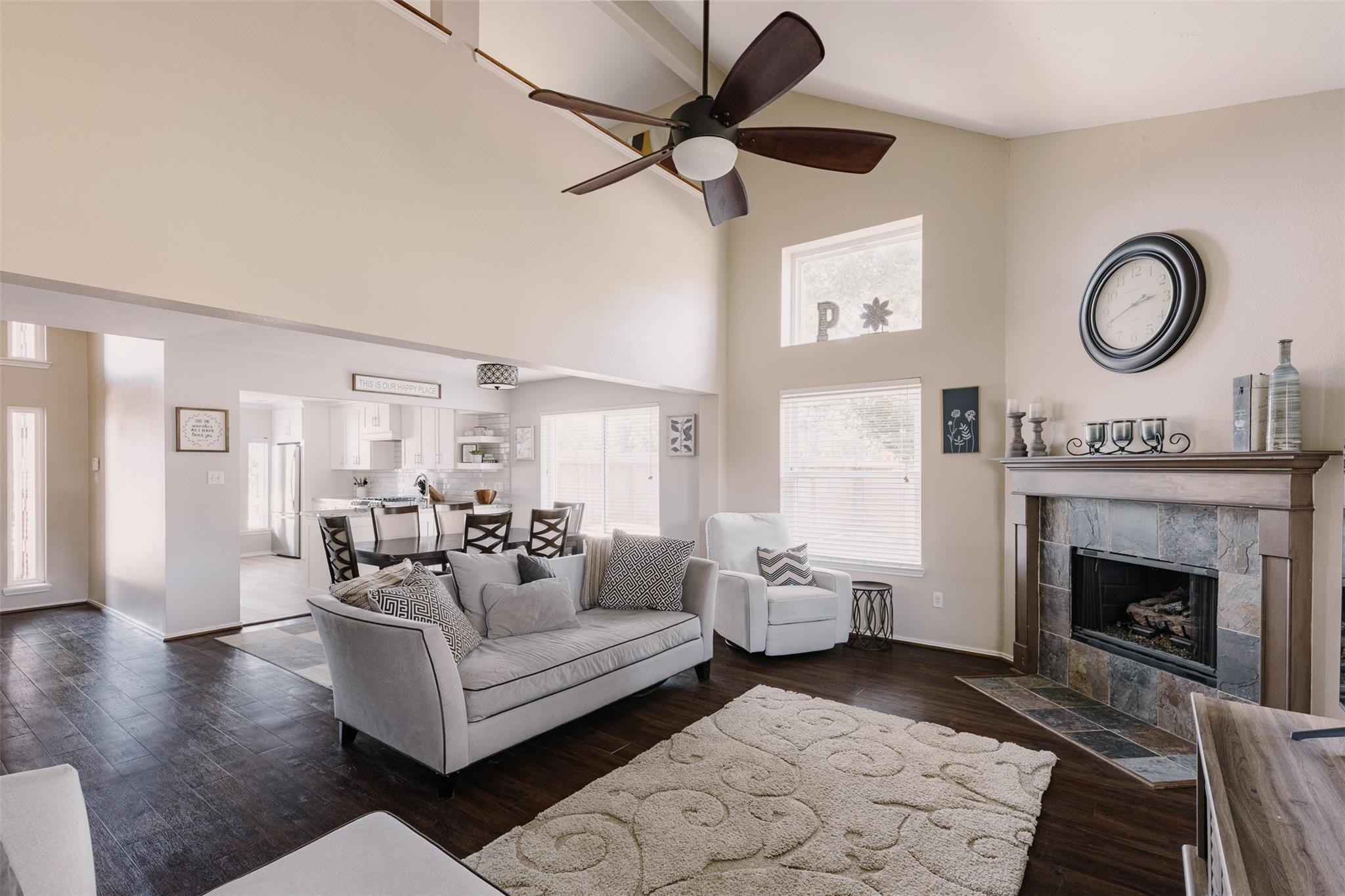 8003 Club Point Drive