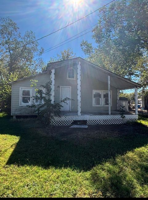 Photo of 505 Washington Street, Edna, TX 77957 (MLS # 43330704)