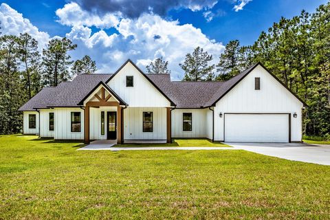 Photo of 111 Eagle Run, New Waverly, TX 77358 (MLS # 4209816)