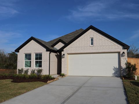 Photo of 1325 Blue Moon Lane, La Marque, TX 77568 (MLS # 81456163)