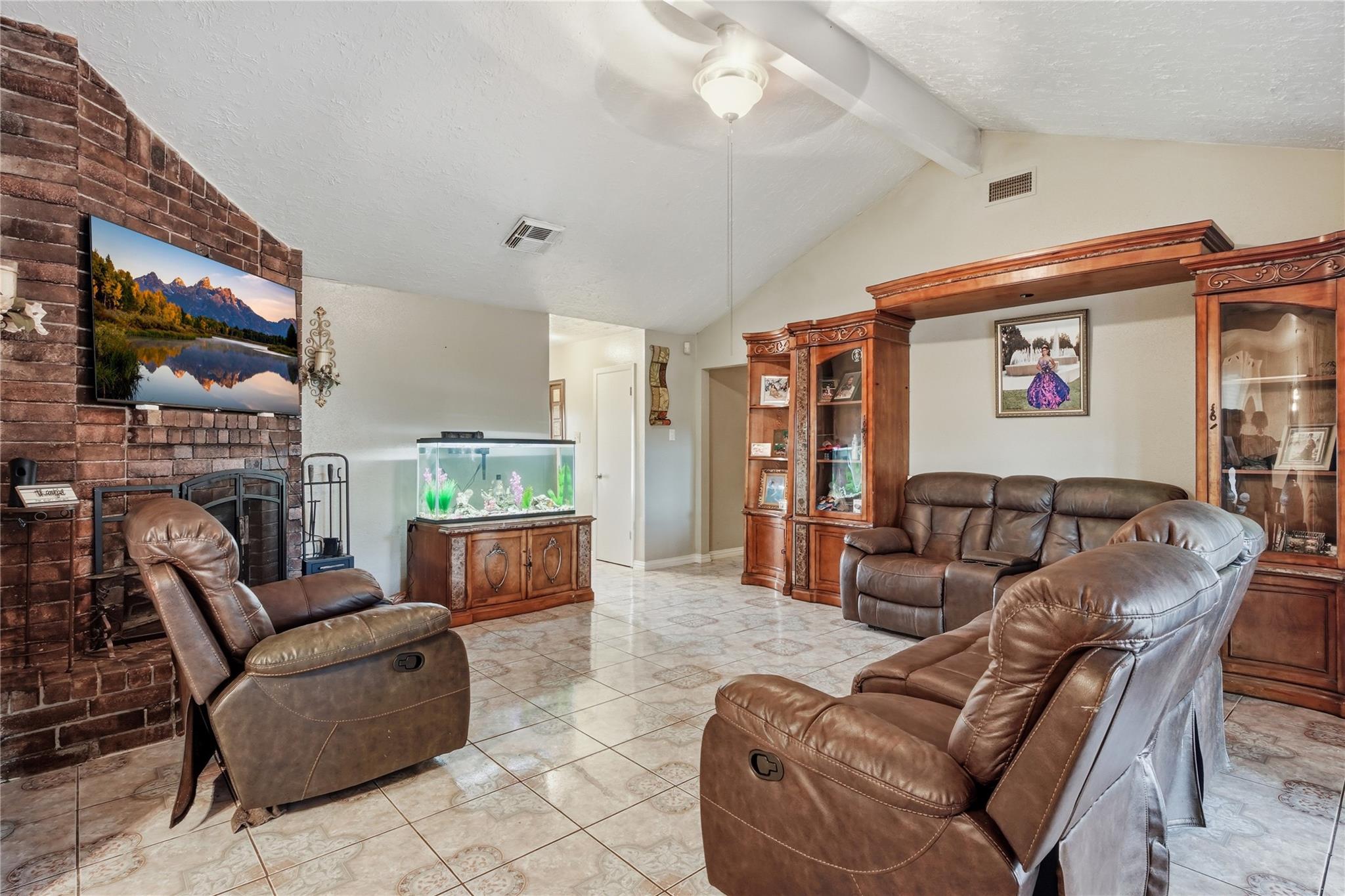 7522 Shoshone Drive