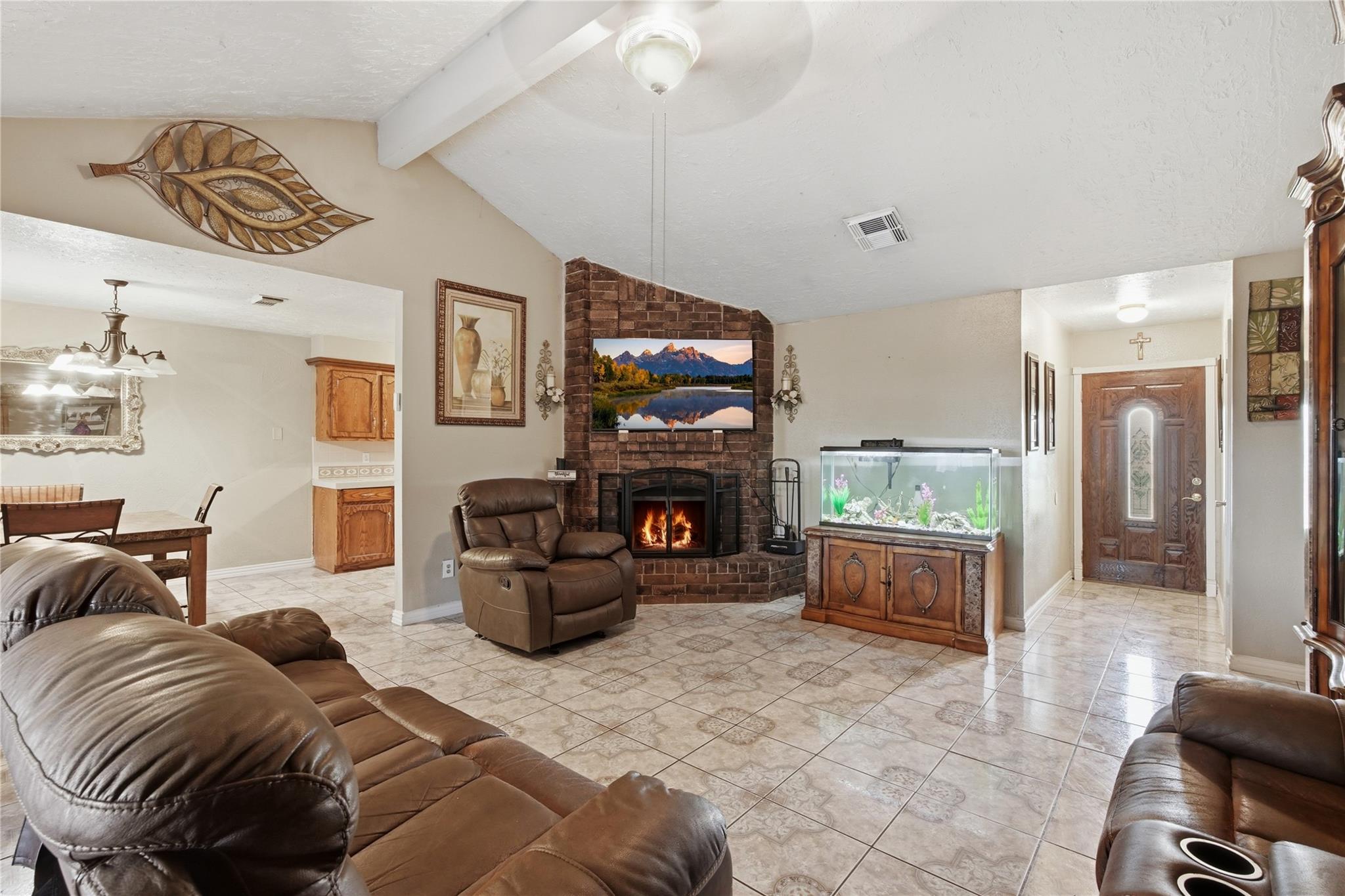 7522 Shoshone Drive