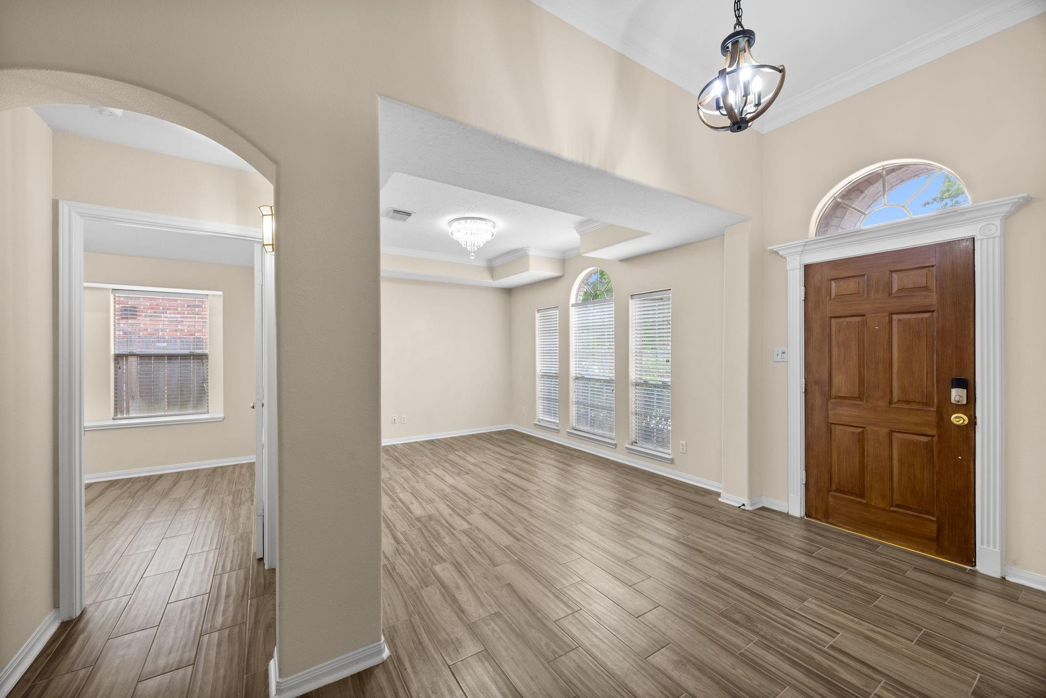 623 S Marathon Way