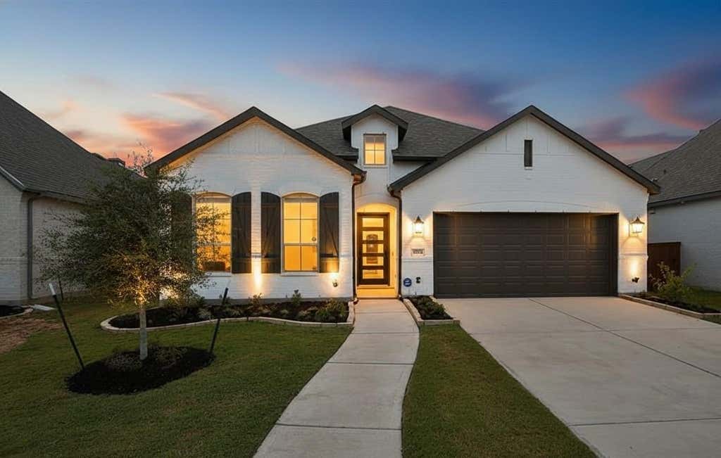 Photo of 9634 Wright Drive, Manvel, TX 77578 (MLS # 66325630)
