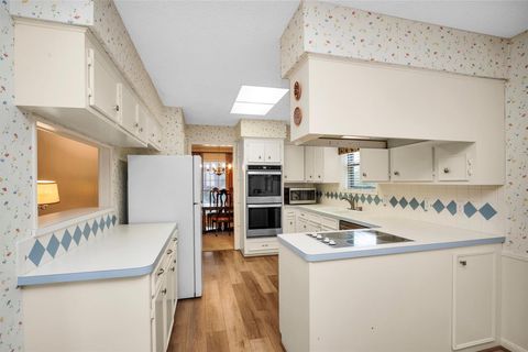 Tiny photo for 5914 Pine Arbor Drive, Houston, TX 77066 (MLS # 19446944)