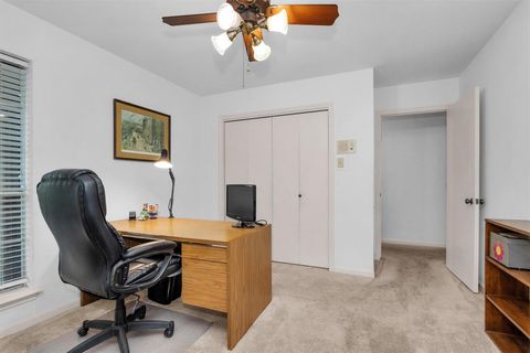 Tiny photo for 5914 Pine Arbor Drive, Houston, TX 77066 (MLS # 19446944)